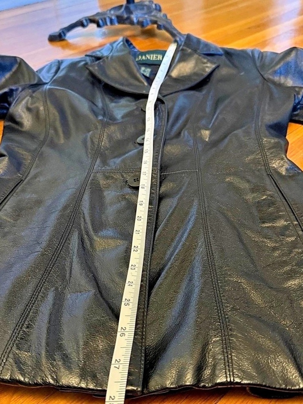 Danier Leather Button-Front Jacket - Picture 8 of 12